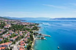 Crikvenica apartmani uz more - pogled na plaže iz zraka