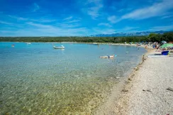 Babe Beach – view of the clear sea under the sunlight offers a sense of relaxation
