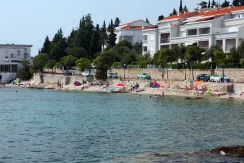 Apartmaji Selce ob morju - pogled na plažo iz bližine